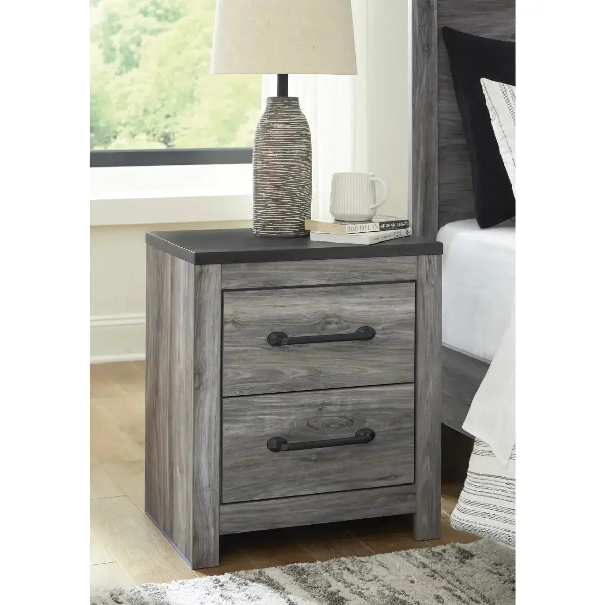 Bronyan Bedroom Set B1290 - Image 8