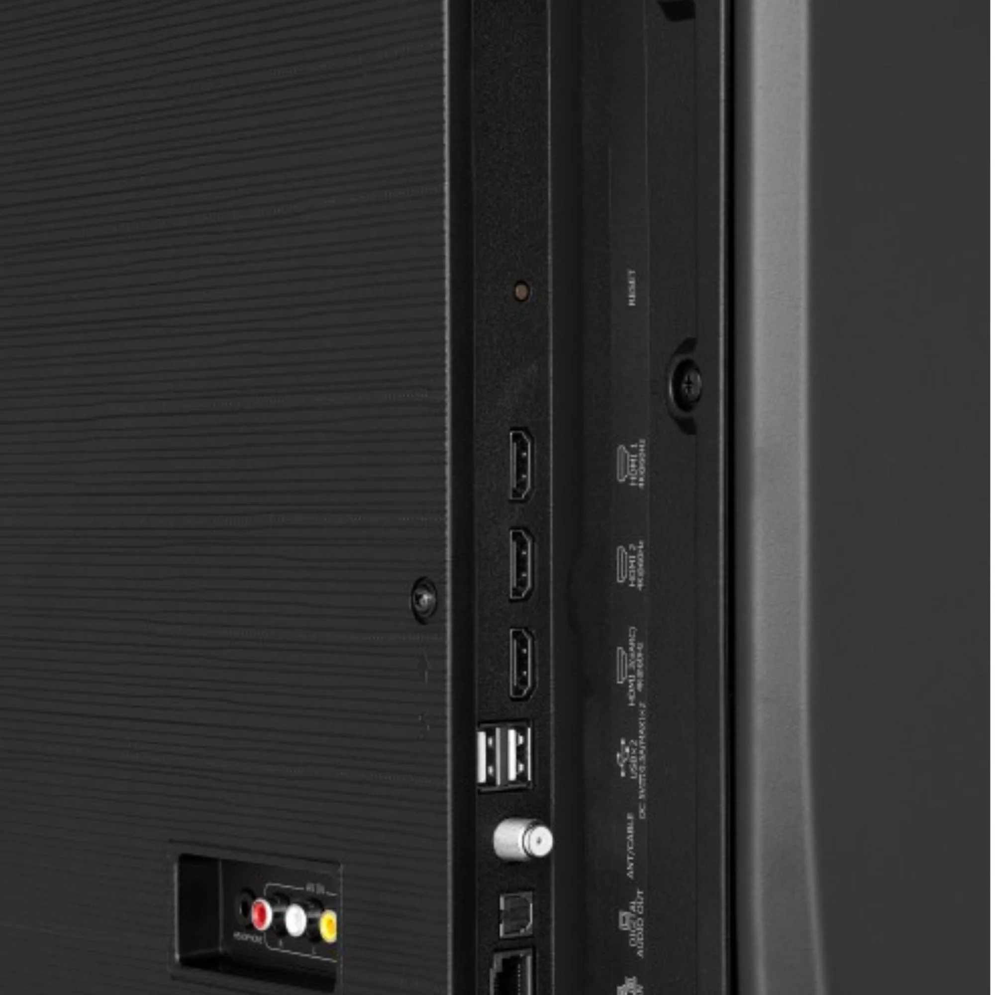 Hisense QLED 4K UHD 60Hz Fire TV QD6QF Series - Image 6