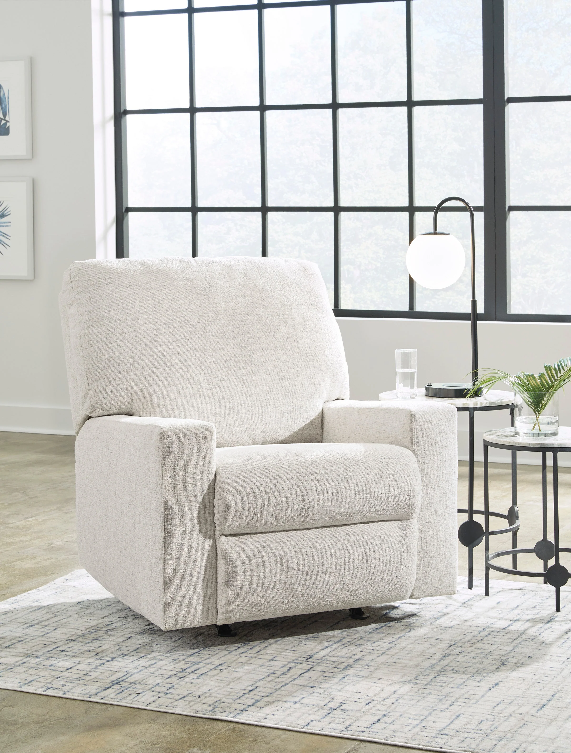 Rannis Rocker Recliner in Snow 5360325C