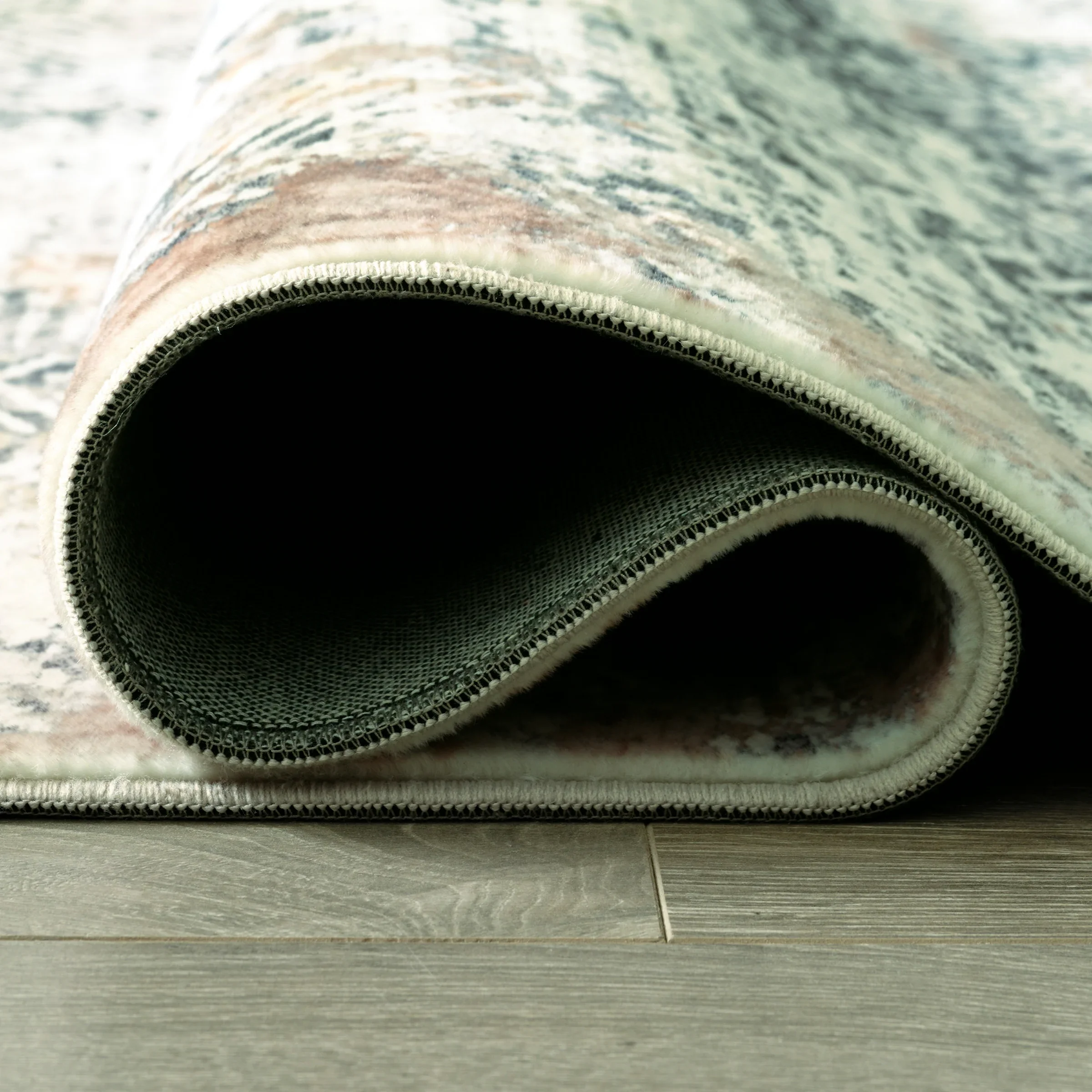 Redlings Large Rug - Image 4