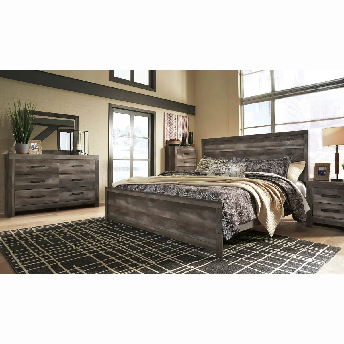 Wynnlow Panel Bedroom Set B440
